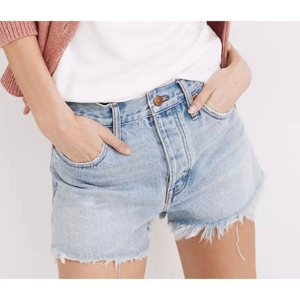 Madewell Relaxed Denim Shorts in Cedarcroft Wash Women’s 29